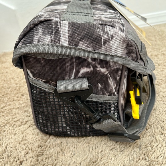 Plano B-Series 3600 Tackle Bag  Mossy Oak Manta - Picture 8 of 9